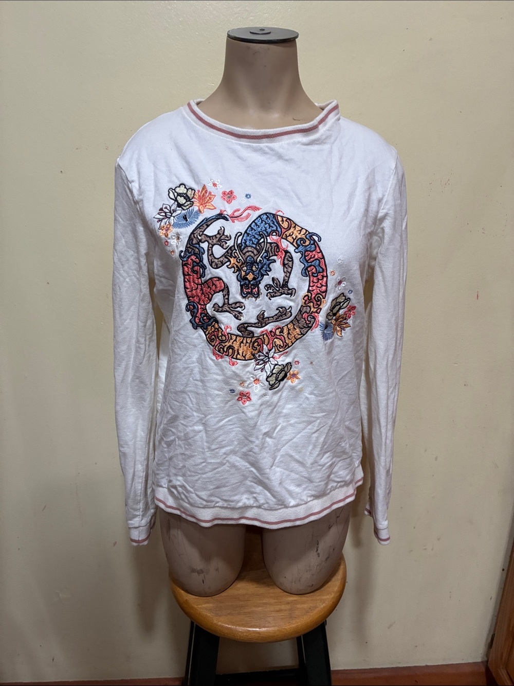 Brave Soul White Long-Sleeve Embroidered Floral Dragon Tee